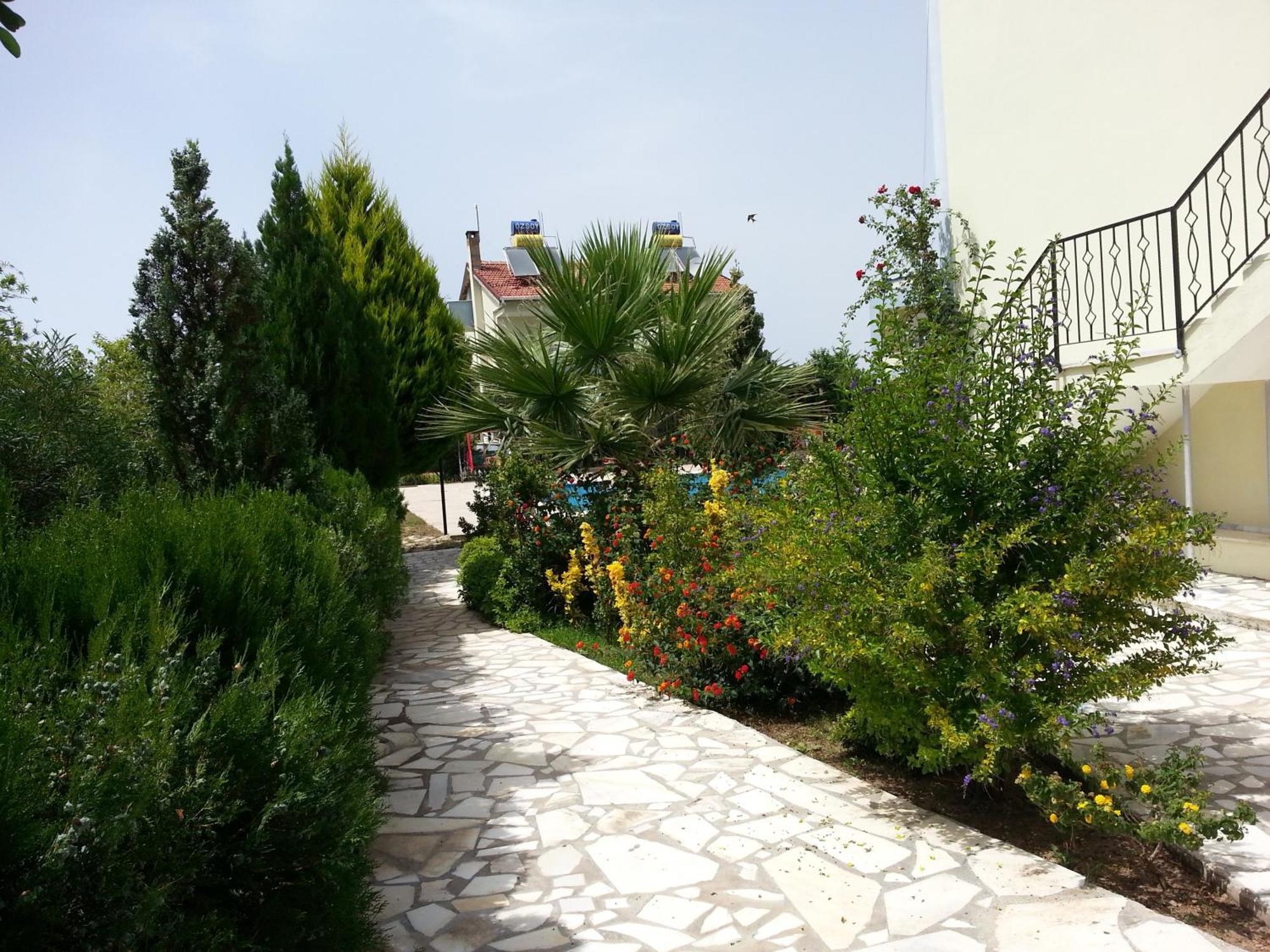 Melodi Club Apart Davutlar Εξωτερικό φωτογραφία